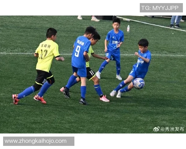 从放牛少年到绿茵场上的足球明星的成长故事